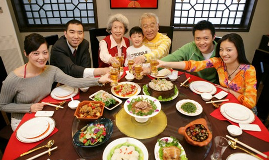 春节习俗之吃年夜饭