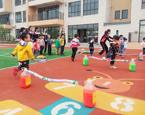 常识 大班障碍跑教案怎么写_大班绕障碍跑教案_幼儿障碍跑教案