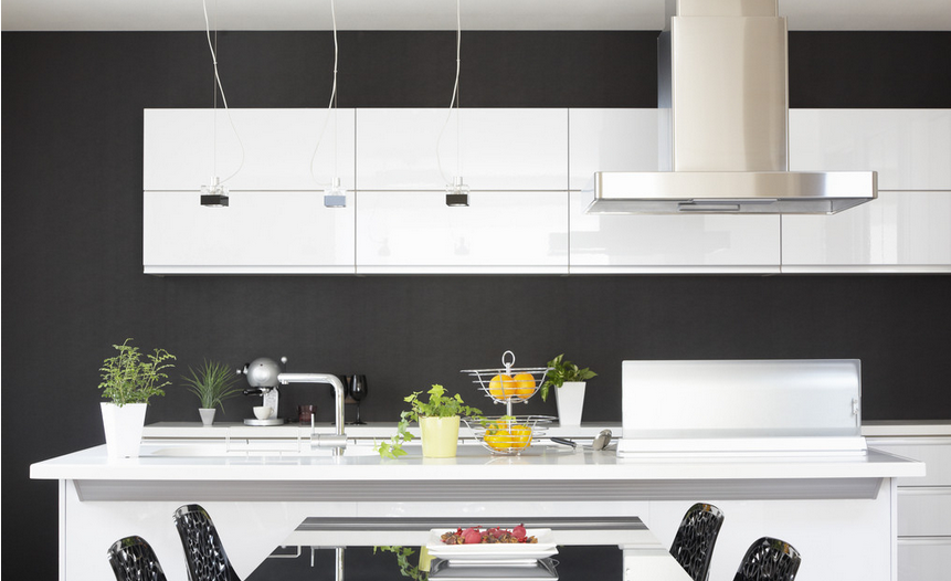 幼儿园大班健康活动厨房里的安全