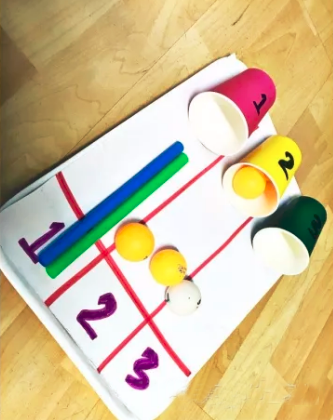 中班益智区自制玩教具